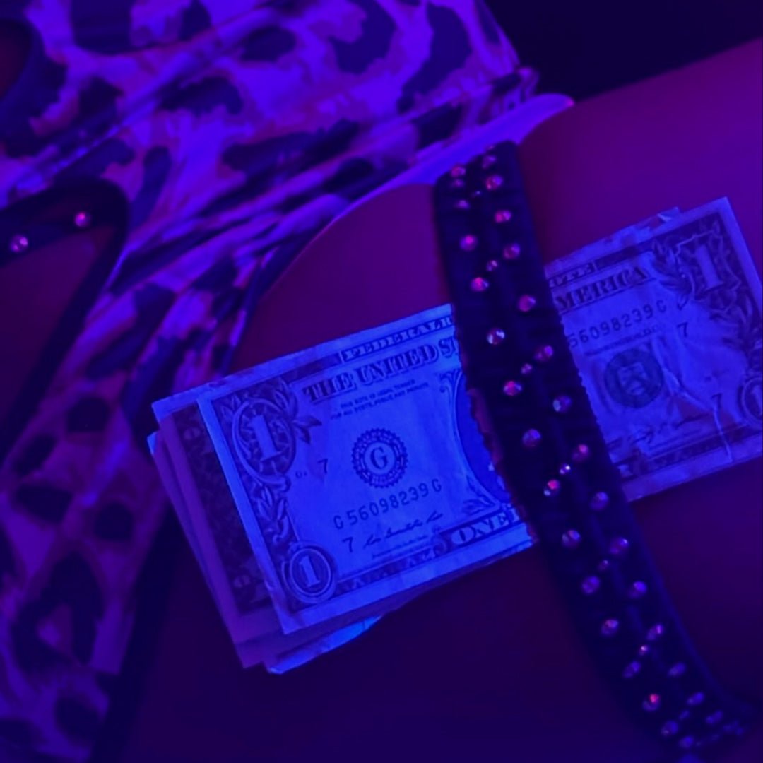 Jarretière élastique avec strass brillants – accessoire assorti aux tenues en lycra ou résille LA PIRI