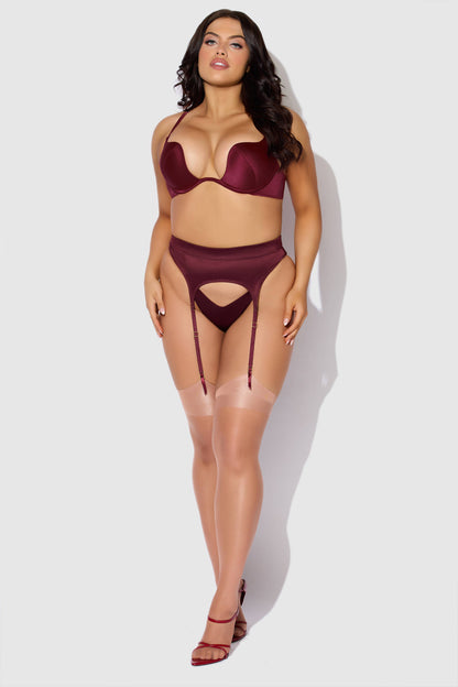 ENSEMBLE SOUTIEN-GORGE, JARRETIÈRE ET STRING EN SATIN À ENFONCEMENT PROFOND BRIGETA: BOURGOGNE / M