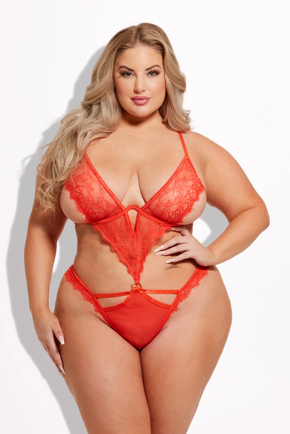 NADIA TEDDY EN DENTELLE ET MAILLE AVEC DÉCOUPES: Noir / M - LA PIRI | BOUTIQUE EN LIGNE DE BIKINIS ET LINGERIE