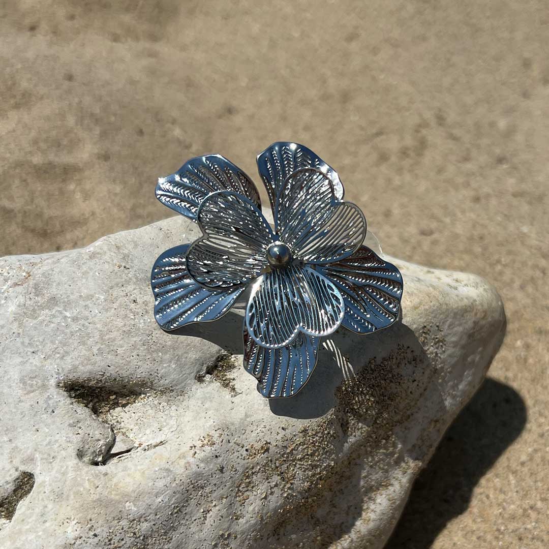 Bague fleur XXL - LA PIRI | BOUTIQUE EN LIGNE DE BIKINIS ET LINGERIE