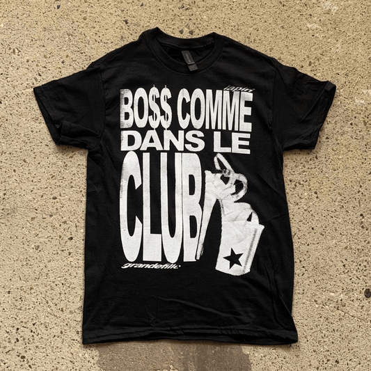 Tee - shirt BO$$ COMME DANS LE CLUB – Collaboration Grande Fille x LAPIRI - LA PIRI | BOUTIQUE EN LIGNE DE BIKINIS ET LINGERIE